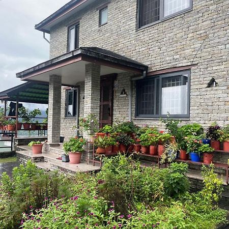 The North Face Inn'S Homestay Pokhara Esterno foto